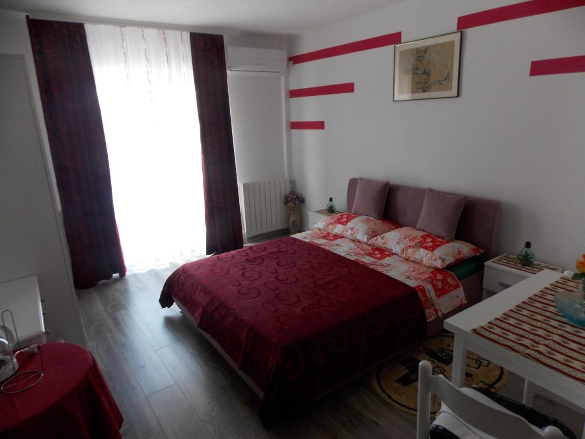 Hanifa Apartmani Ρόβινι Εξωτερικό φωτογραφία